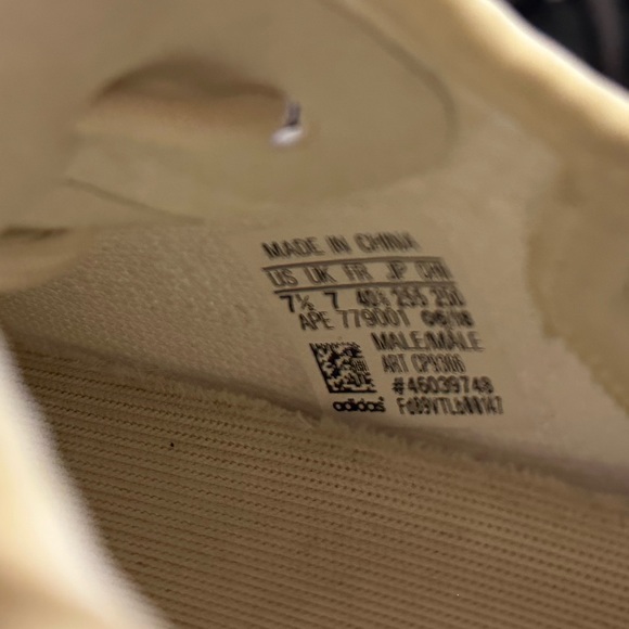 AUTHENTIC. Yeezy boost 350 v2 cream white, size 7.5 - Picture 11 of 16